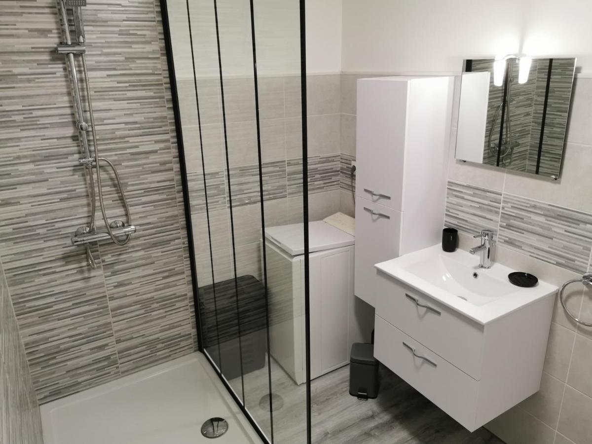 Appartement Cosy Entierement Equipe Вилньов-сюр-Ло Екстериор снимка